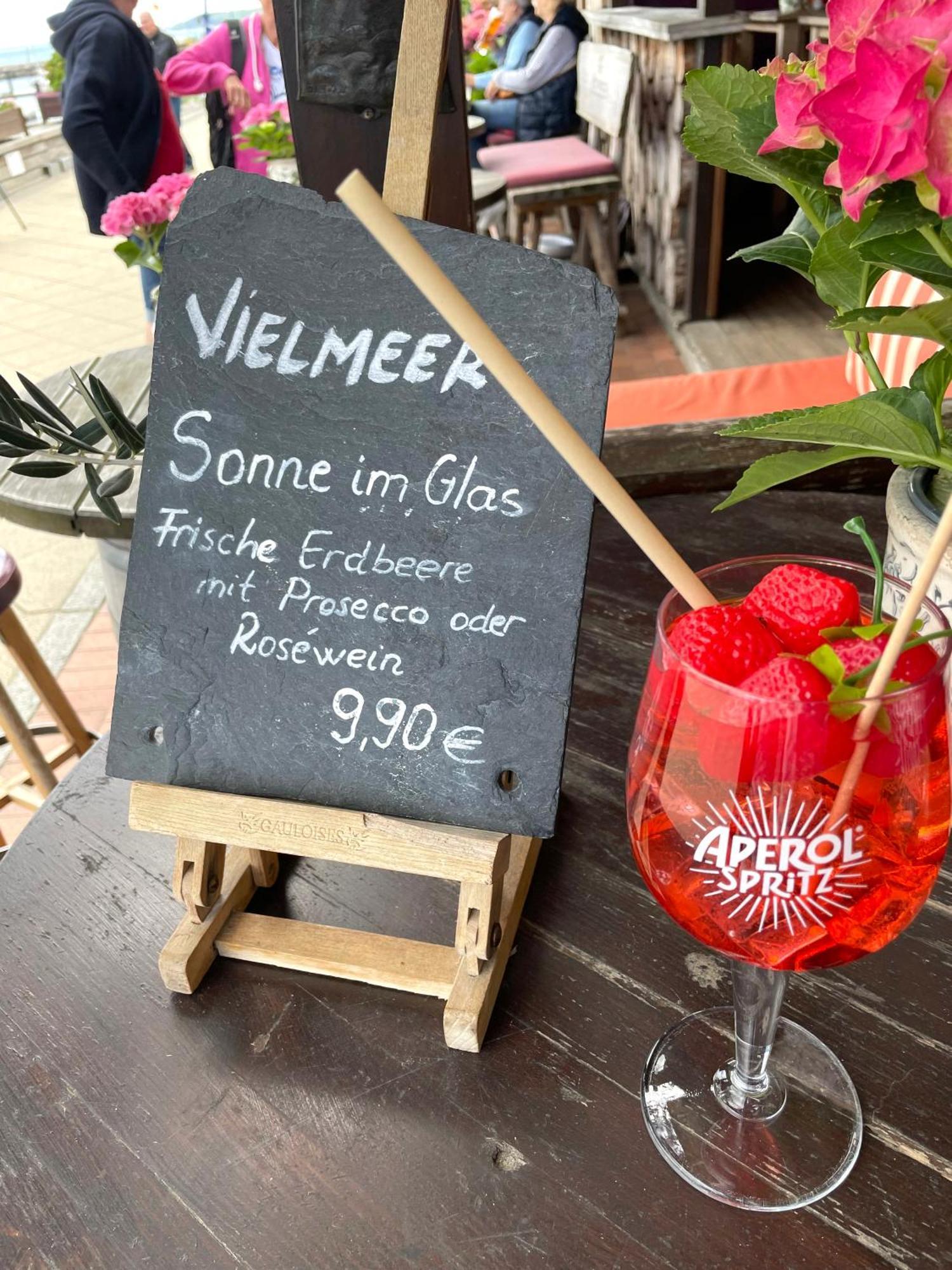 Ostseewind - In Der Strandstrasse-Fuehrt Zur Seebruecke Ostseebad Kühlungsborn Eksteriør bilde